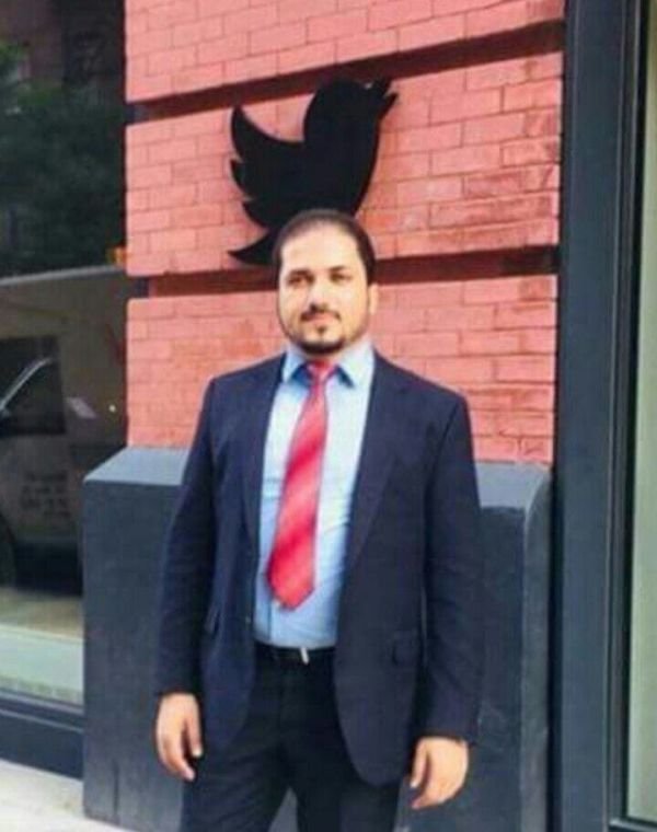مهندس يمني في ضيافة مؤسس موقع "فيس بوك" بأمريكا (اسم وصورة)