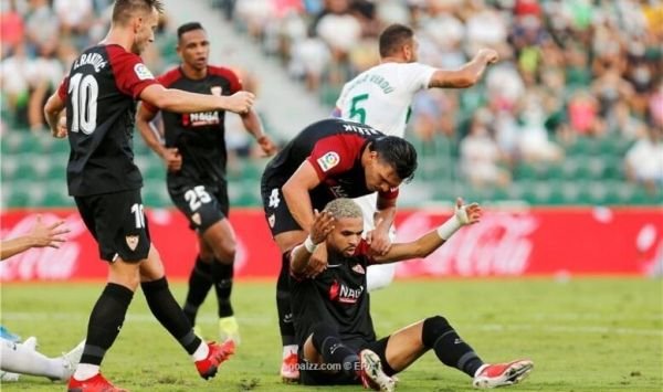 إلتشي يحبط إشبيلية ويخرج بالتعادل في الدوري الإسباني