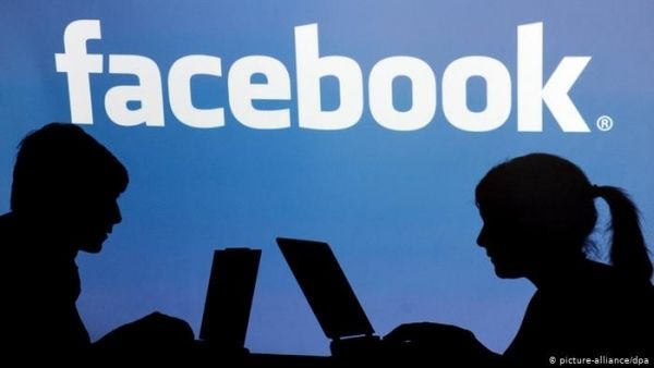 فيسبوك يتيح للمشاهير خرق قواعد النشر عكس بقية المستخدمين