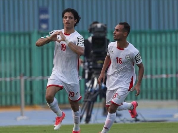 منتخبنا الأولمبي يتجاوز نظيره العماني ويعزز فرصه بالتأهل لنصف نهائي غرب آسيا
