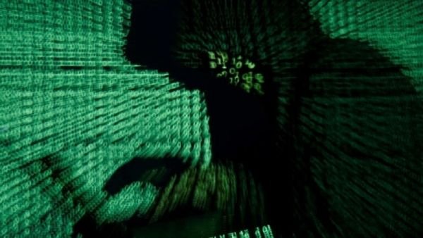 هاكرز يخترقون نظام البريد الإلكتروني الخارجي للـ"أف بي آي"