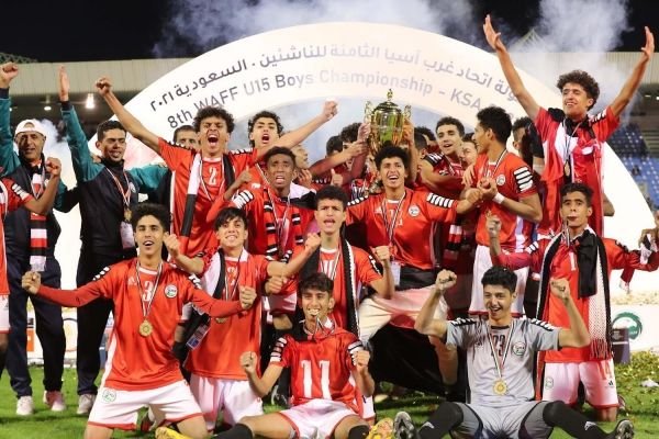 المبعوث الأممي إلى اليمن يهنئ منتخب الناشئين لفوزه ببطولة غرب آسيا