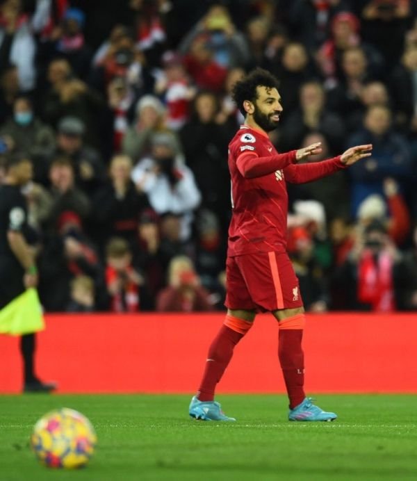 صلاح يقود ليفربول لانتصار كبير على ليدز يونايتد في الدوري الإنجليزي