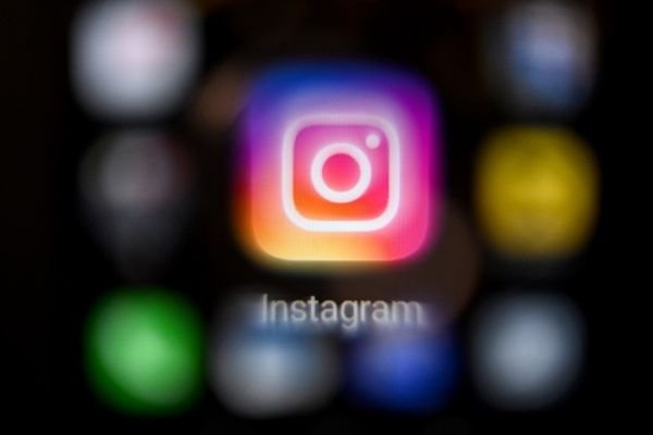 إنستغرام يختبر طريقة "ذكية" للتحقق من أعمار مستخدميه