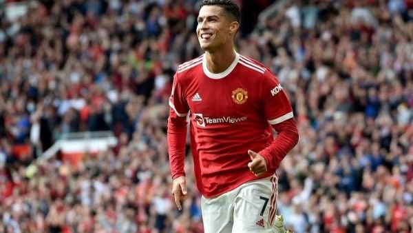 رونالدو يرغب في مغادرة مانشستر يونايتد للمشاركة في دوري أبطال أوروبا