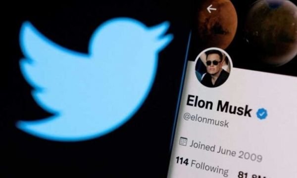 تويتر تخطط لتصويت للمساهمين في سبتمبر للموافقة على صفقة ماسك