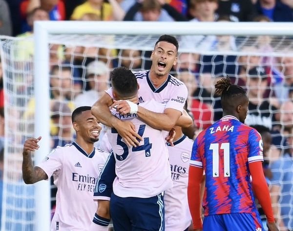 أرسنال يفتتح موسمه بالفوز على كريستال بالاس