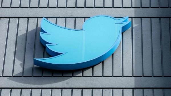 الأمم المتحدة تعتبر تعليق حسابات صحفيين على تويتر "سابقة خطيرة"