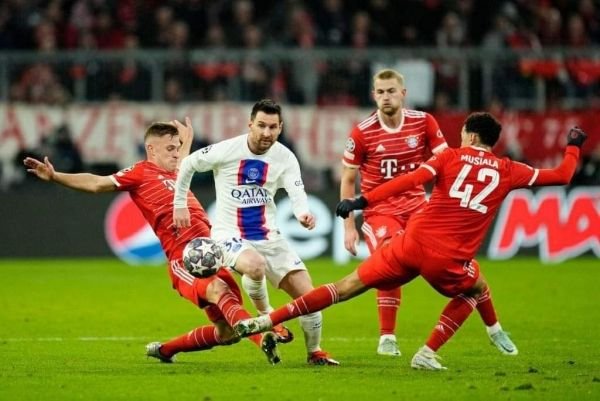 بايرن يفوز على باريس بهدفين نظيفين ويتأهل لدور ربع نهائي من دوري الأبطال