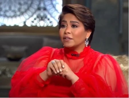 تغريم شيرين عبد الوهاب وشركتها 8 ملايين جنيه لصالح روتانا.. وبراءة حسن الشافعي