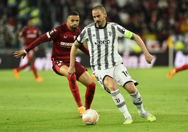 الدوري الأوروبي.. يوفنتوس يفلت من فخ إشبيلية بتعادل الأنفاس الأخيرة