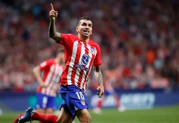 أتلتيكو مدريد يقلب تأخره لفوز على قادش في الدوري الإسباني