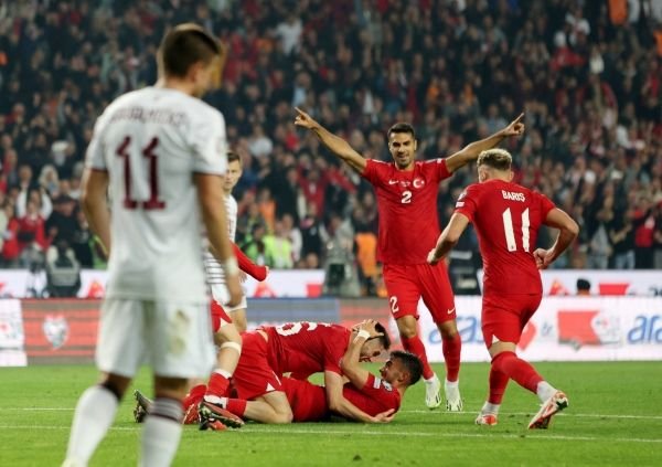 المنتخب التركي يتأهل لنهائيات يورو 2024