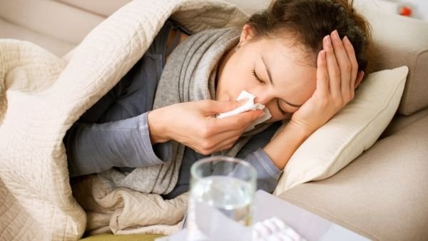 متى تشير الإصابة المتكررة بنزلات البرد إلى ضعف المناعة؟