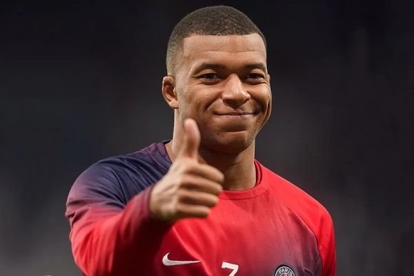 صحيفة ماركا: مبابى وقّع لريال مدريد حتى عام 2029
