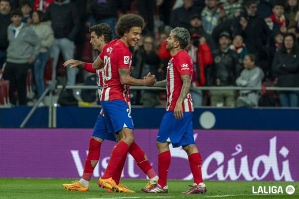 أتلتيكو مدريد يعزز موقعه في المربع الذهبي بالدوري الإسباني