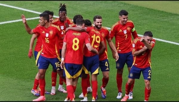 يورو 2024: إسبانيا تضرب موعدًا مع ألمانيا في ربع النهائي