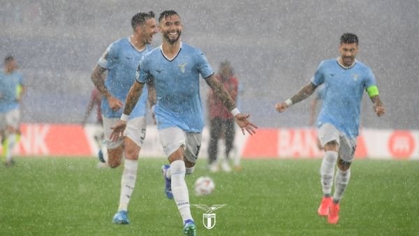 الدوري الأوروبي.. توتنهام يواصل انتفاضته ومانشستر ينجو من الخسارة ولاتسيو يتصدر