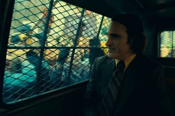 فيلم "جوكر: فولي آ دو" يتصدر إيرادات السينما في أمريكا الشمالية