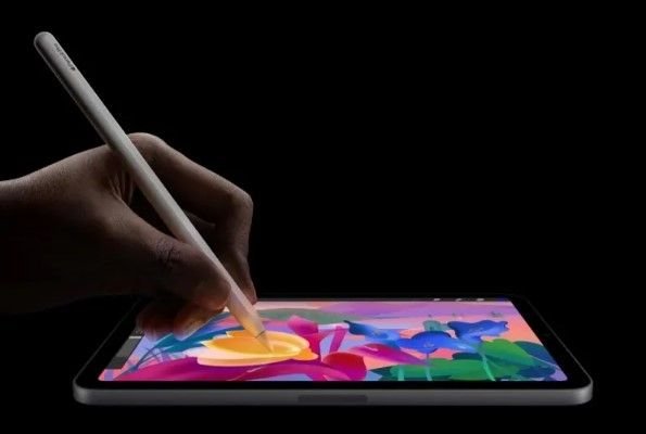 آبل تكشف عن آيباد ميني جديد بمعالج A17 Pro ودعم الذكاء الاصطناعي