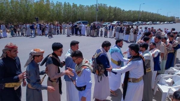 مارب.. ملتقى الفنانين والأدباء يُحيي عيد الفطر المبارك بفعالية ثقافية وفنية