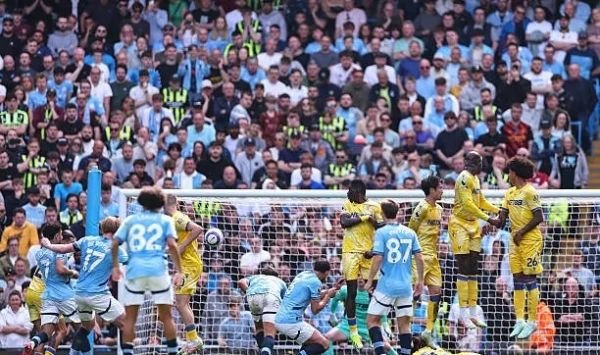 الدوري الإنجليزي.. المان سيتي يستعيد بريقه أمام كريستال بالاس