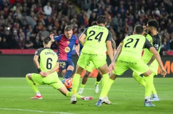 برشلونة يحقق فوزاً مثيراً على ريال مايوركا في الدوري الإسباني