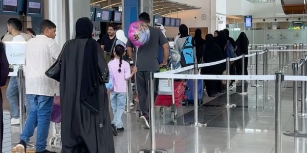 أكثر من 3 ملايين مسافر عبر مطارات سلطنة عُمان بنهاية مارس 2025