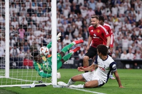 توتنهام يهزم مانشستر يونايتد ويتوج بلقب الدوري الأوروبي