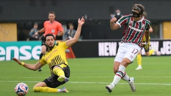 كأس العالم للأندية.. تعادل بوروسيا دورتموند مع فلومينينسي البرازيلي