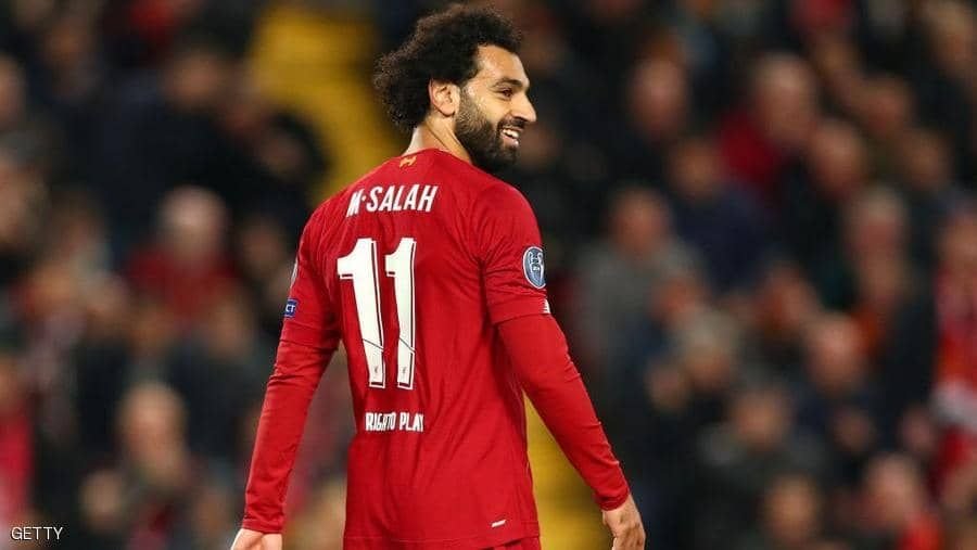 محمد صلاح ينافس ميسي..