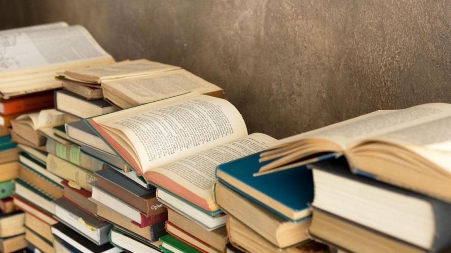 5 روايات مهمة تستطيع قراءتها في يوم واحد