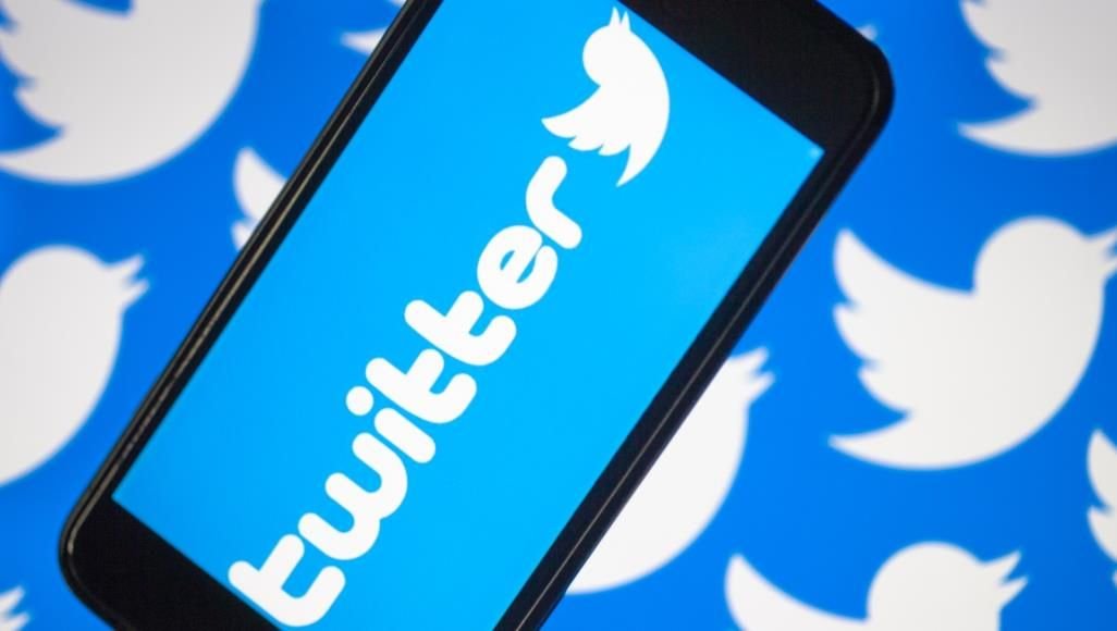 تويتر تحذف آلاف الحسابات بسبب علاقتها بالسعودية