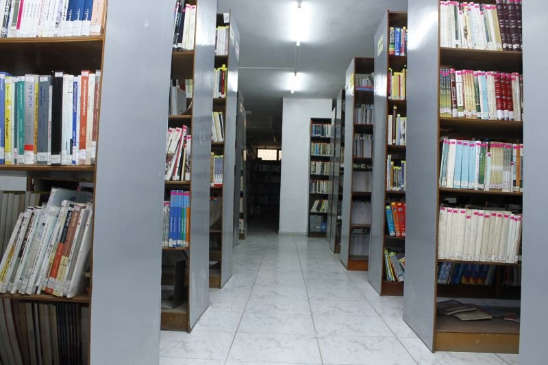 المكتبة