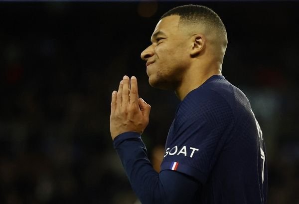 مبابي يرفض عرض الهلال السعودي الضخم ويوافق على شروط ريال مدريد