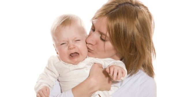 دراسة.. بكاء الأطفال يتسبب في نفس رد الفعل لدى أمهاتهم بغض النظر عن ثقافتهم - صحيفة الجامعة