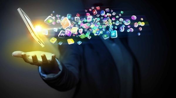 الاتحاد الاوروبي يطالب جوجل وفيسبوك وتويتر بالتصدي للأخبار الكاذبة - صحيفة الجامعة