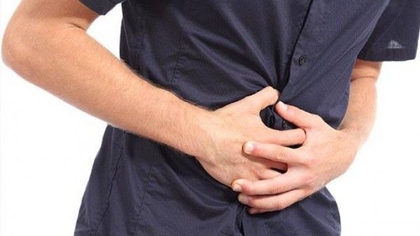 بعيداً عن العقاقير.. 6 أطعمة طبيعية تعالج الإمساك - صحيفة الجامعة