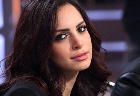 بعد غموض كبير.. آمال ماهر تكشف سبب اختفائها الفترة الماضية - صحيفة الجامعة