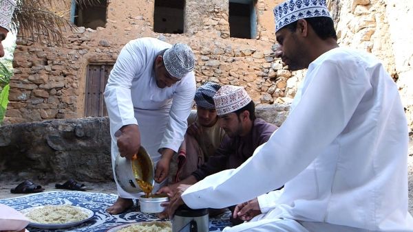 "اليونسكو" تدرج طبق "الهريس" العُماني على قائمة التراث الثقافي - صحيفة الجامعة