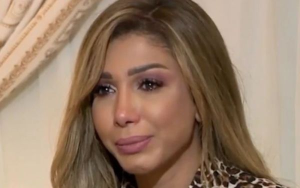 وفاة والد المطربة والمذيعة اليمنية أروى - صحيفة الجامعة