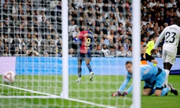 برشلونة يلقن ريال مدريد درسا قاسيا ويهزمه برباعية نظيفة في كلاسيكو الدوري الإسباني - صحيفة الجامعة