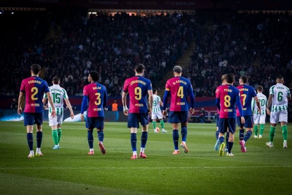 برشلونة يسقط في فخ التعادل مع ريال بيتيس بالدوري الإسباني - صحيفة الجامعة