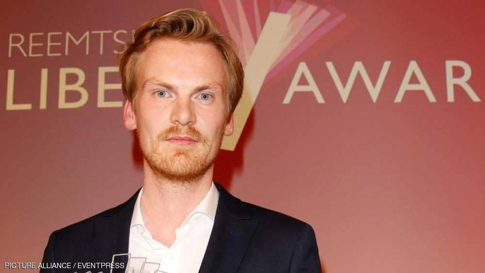 فضيحة دير شييغل.. صحفي "الفبركة" قد يواجه اتهامات بالاحتيال - صحيفة الجامعة