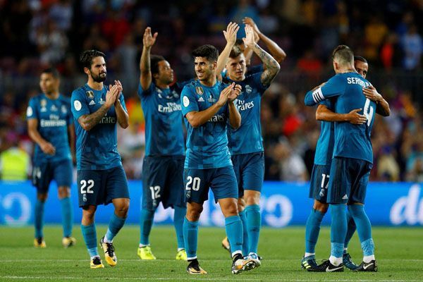 ريال مدريد يهزم برشلونة بثلاثية مقابل هدف بذهاب كأس السوبر الإسباني - صحيفة الجامعة