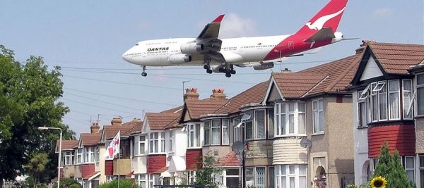 دراسة: العيش قرب المطارات يؤثر سلباً على صحة الرجال - صحيفة الجامعة