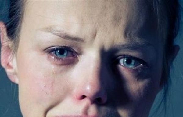 تعرف على حقائق علمية مثيرة عن البكاء وفوائده - صحيفة الجامعة