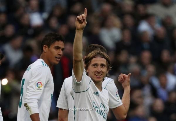 مودريتش: لن ألعب أبدًا بجوار ميسي - صحيفة الجامعة