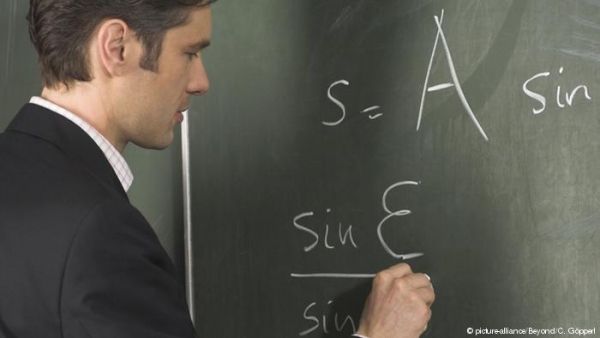 تعرف على ست عادات تكشف الأشخاص ذوي الذكاء العالي - صحيفة الجامعة