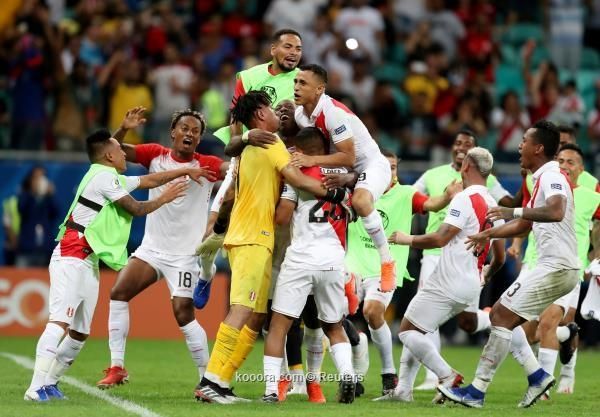 بيرو تنصب الفخ لأوروجواي وتبلغ نصف نهائي كوبا أمريكا - صحيفة الجامعة